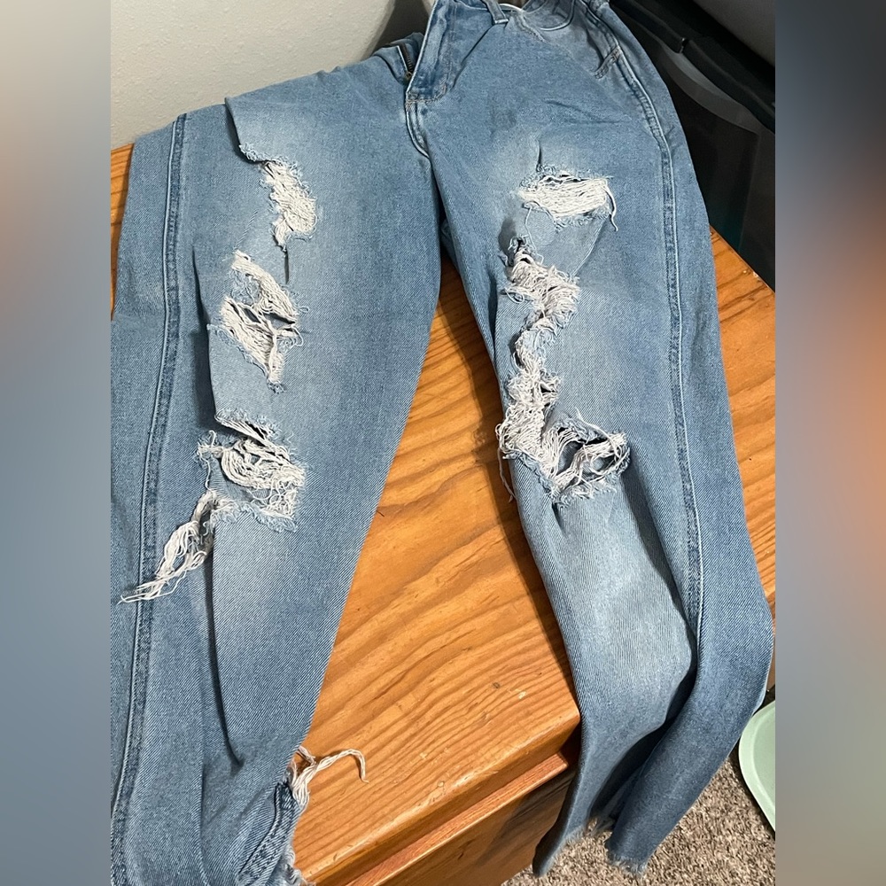Hollister ultra high rise mom Jeans